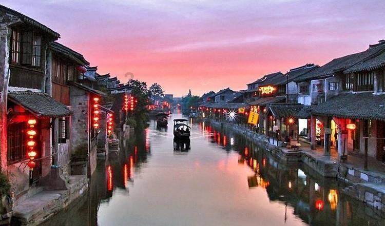 小萝莉泰国度假